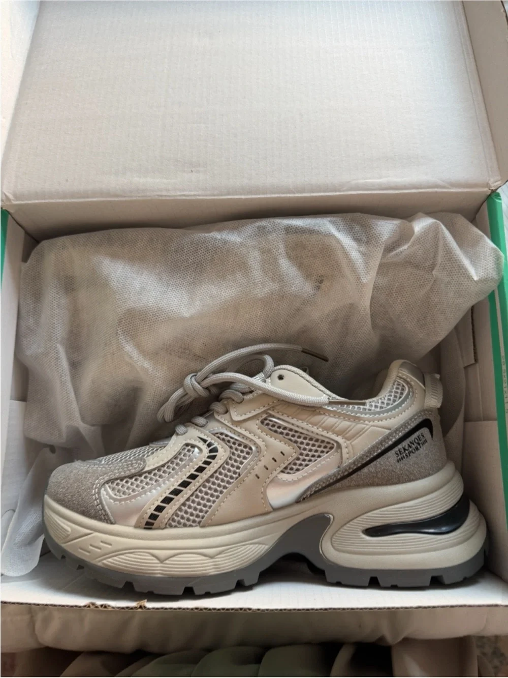 Light Gray/Silver Women's Sneaker